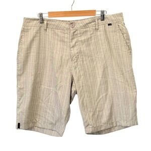 VTG Rusty Mens Plaid‎ Walk Shorts Tan Brown 38 Surf Skate Flat Front Casual y2k
